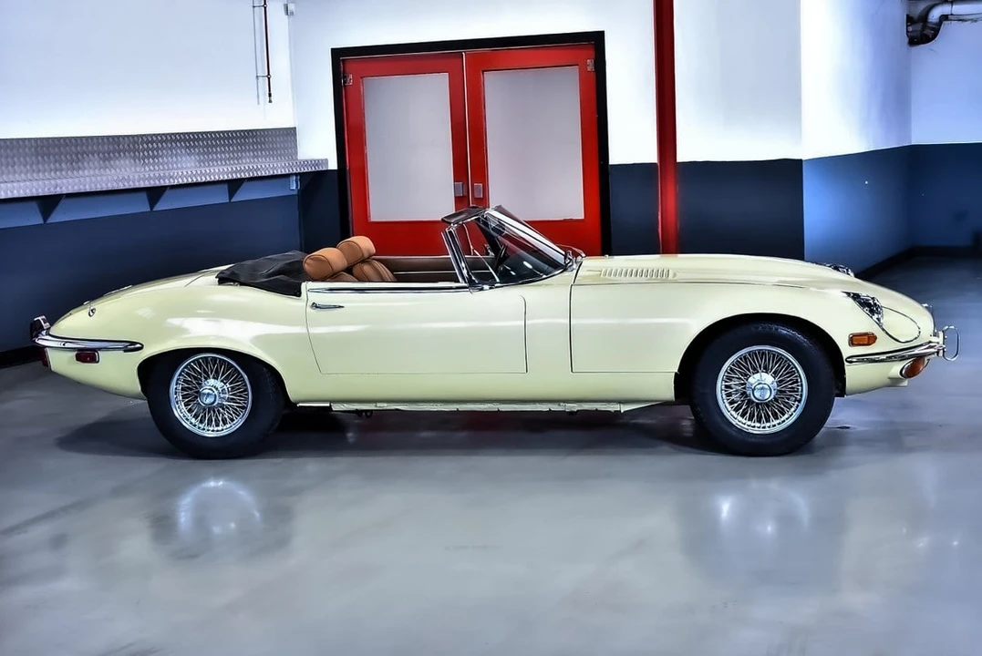 1973 Jaguar E-Type Series 3 V12 - Image 9 of 30