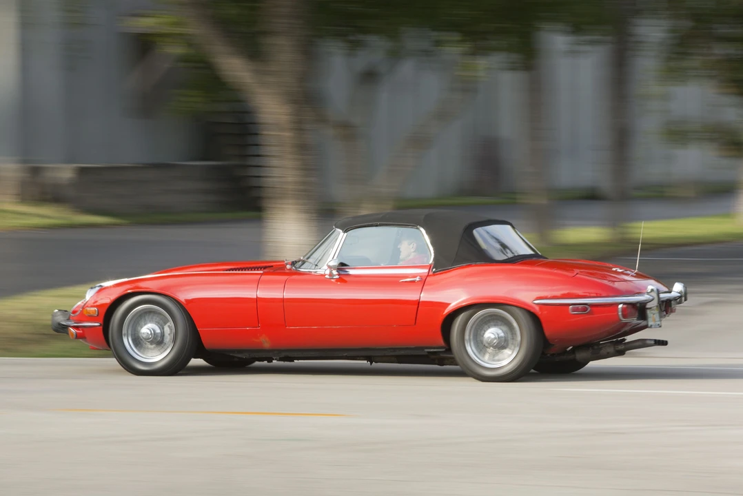 1973 Jaguar E-Type Series 3 V12 - Image 3 of 8