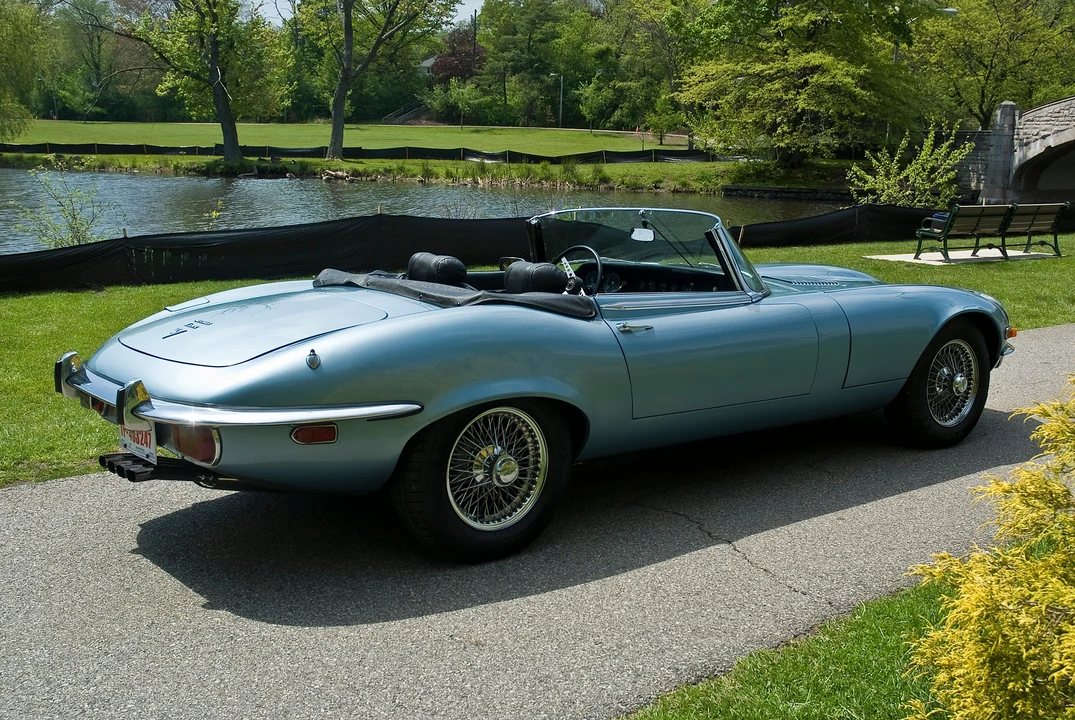 1973 Jaguar E-Type Series 3 V12 - Image 4 of 5