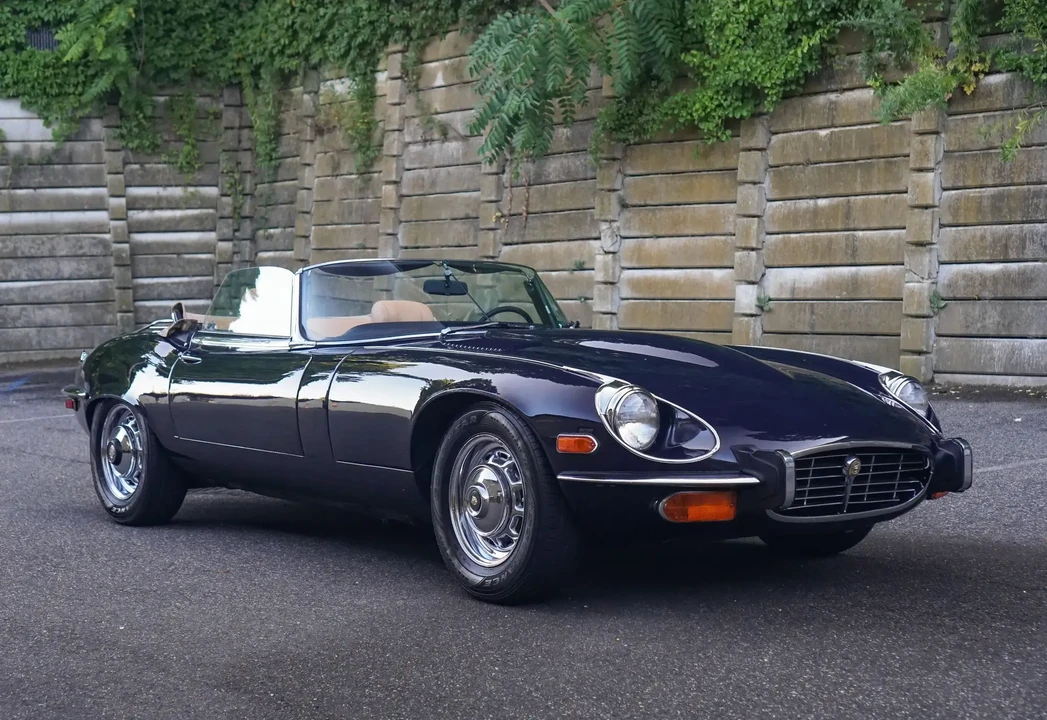 1973 Jaguar E-Type Series 3 V12 - Image 3 of 6