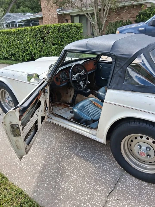 1973 Triumph TR6 (US-spec) - Image 5 of 11
