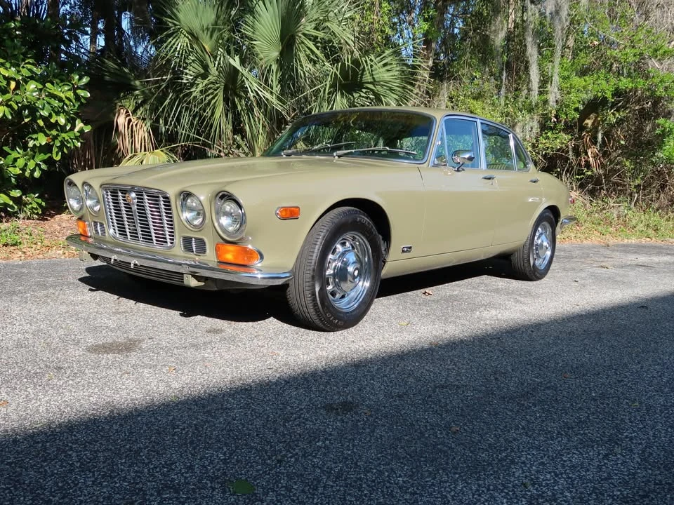 1973 Jaguar XJ Series 1 - Image 9 of 20