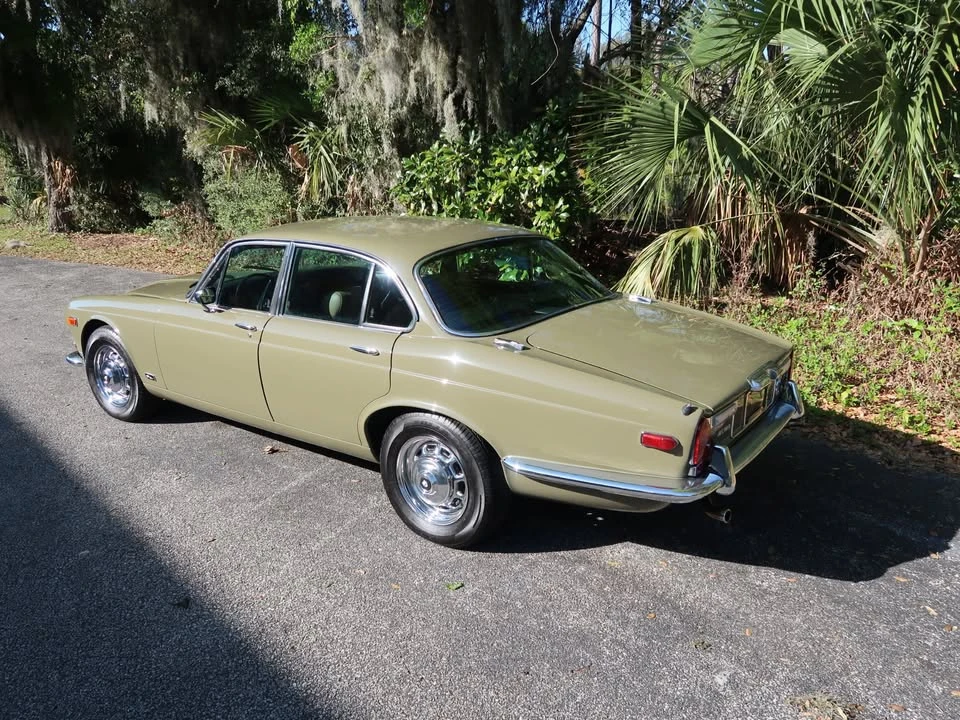 1973 Jaguar XJ Series 1 - Image 8 of 20