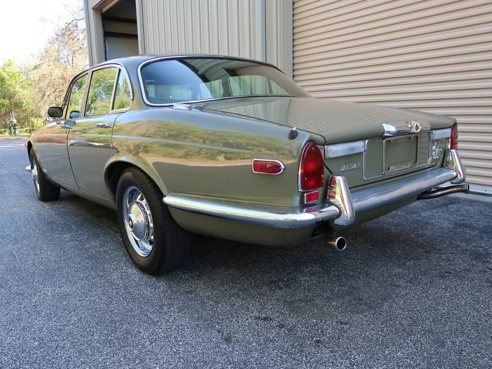 1973 Jaguar XJ Series 1 - Image 10 of 20