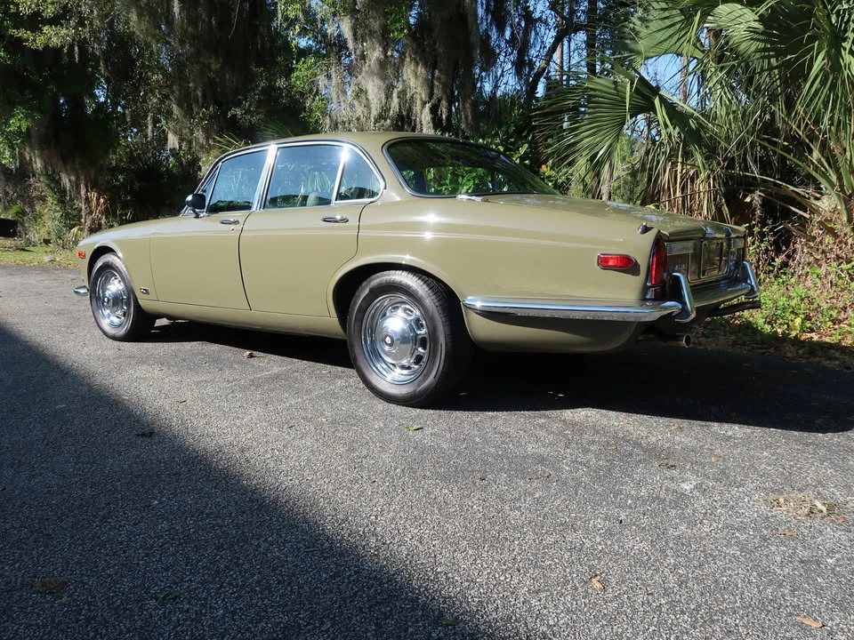 1973 Jaguar XJ Series 1 - Image 6 of 20