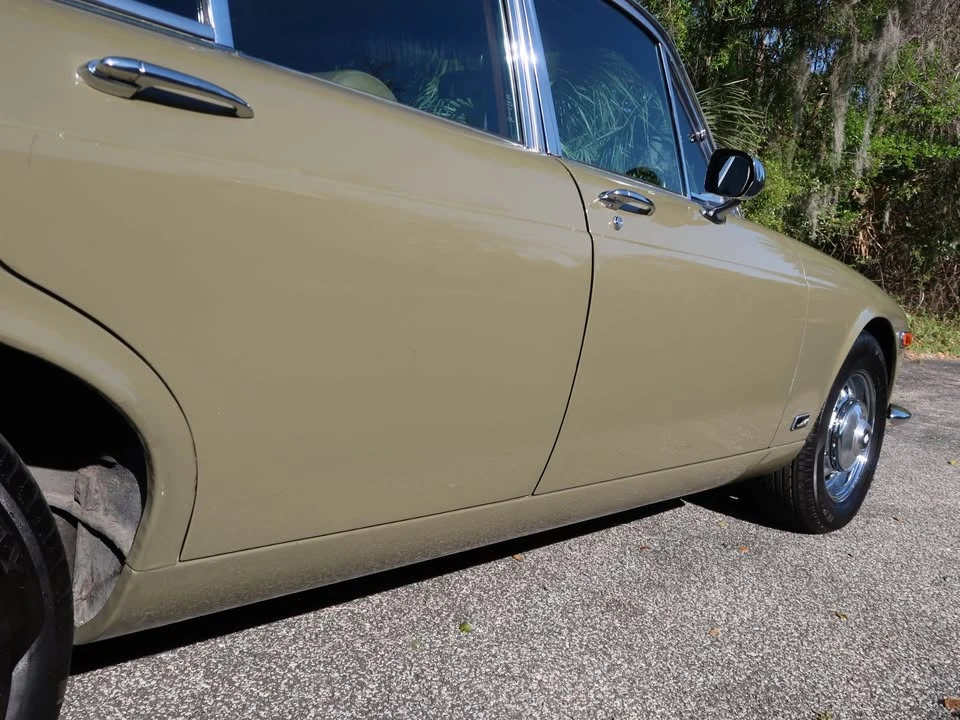 1973 Jaguar XJ Series 1 - Image 8 of 20