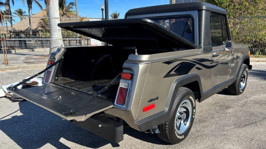 1973 Jeep Jeepster Commando - Image 8 of 23