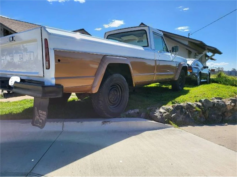 1973 Jeep SJ Gladiator - Image 6 of 20