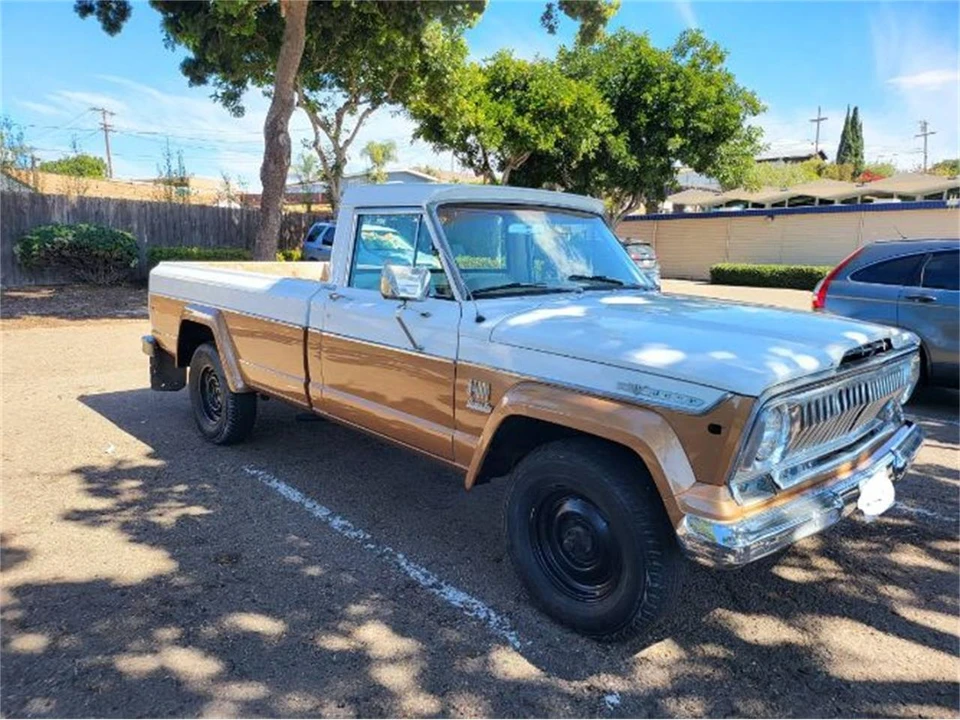 1973 Jeep SJ Gladiator - Image 2 of 20