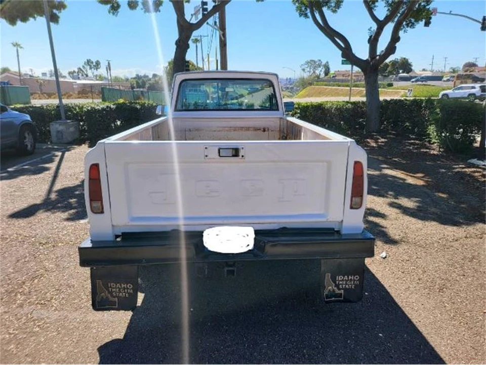 1973 Jeep SJ Gladiator - Image 10 of 20