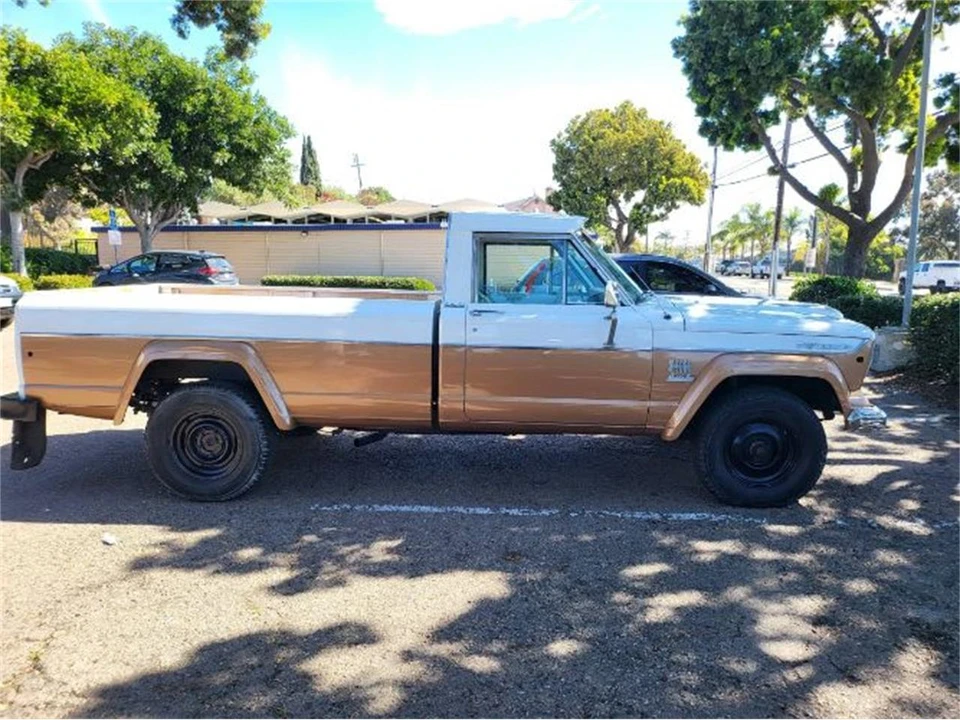 1973 Jeep SJ Gladiator - Image 17 of 20
