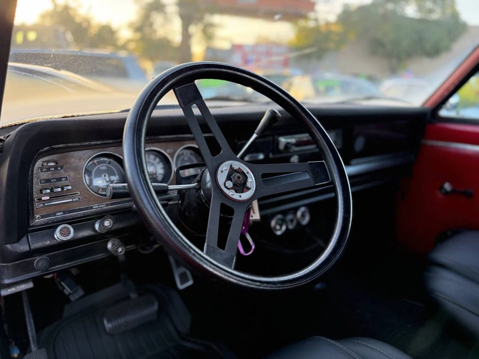 1973 Jeep SJ Gladiator - Image 14 of 21