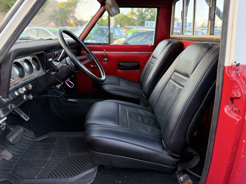 1973 Jeep SJ Gladiator - Image 13 of 21