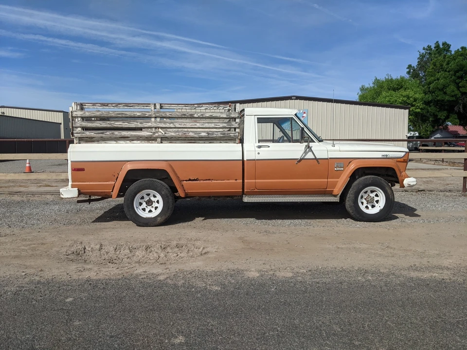 1973 Jeep SJ Gladiator - Image 3 of 21