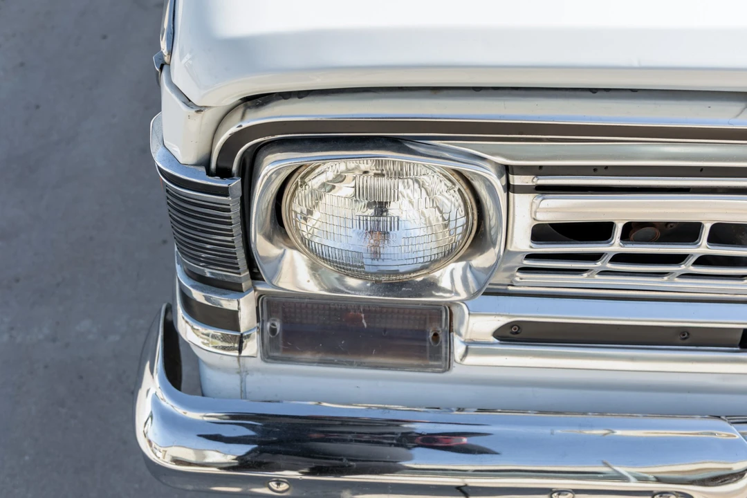 1973 Jeep SJ Wagoneer - Image 10 of 31