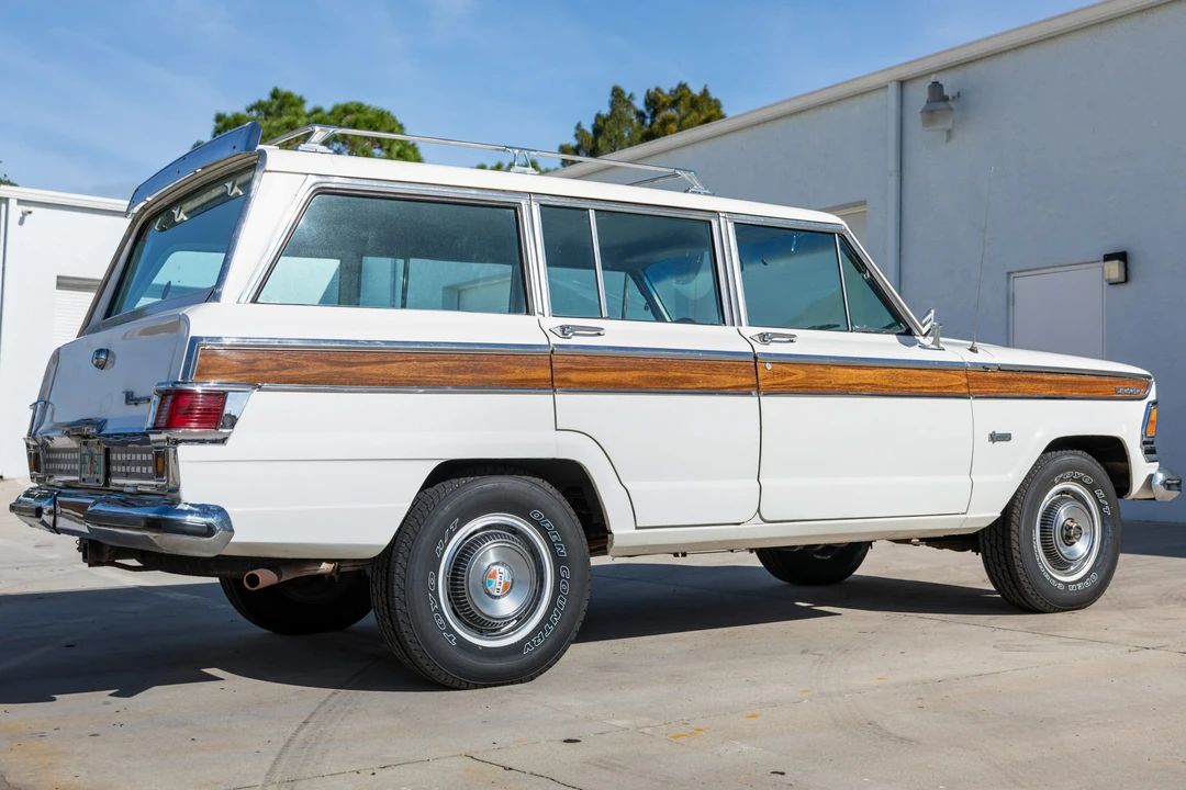 1973 Jeep SJ Wagoneer - Image 6 of 31