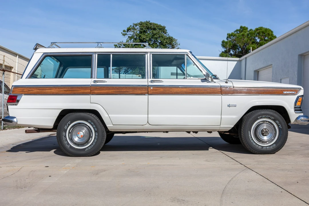 1973 Jeep SJ Wagoneer - Image 5 of 31