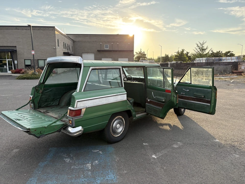 1973 Jeep SJ Wagoneer - Image 28 of 31