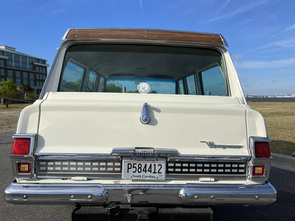 1973 Jeep SJ Wagoneer - Image 15 of 31