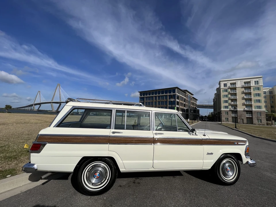 1973 Jeep SJ Wagoneer - Image 17 of 31