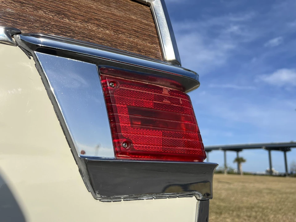 1973 Jeep SJ Wagoneer - Image 25 of 31