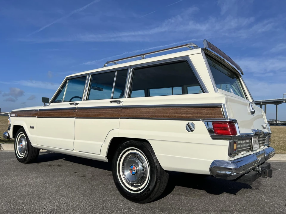 1973 Jeep SJ Wagoneer - Image 12 of 31