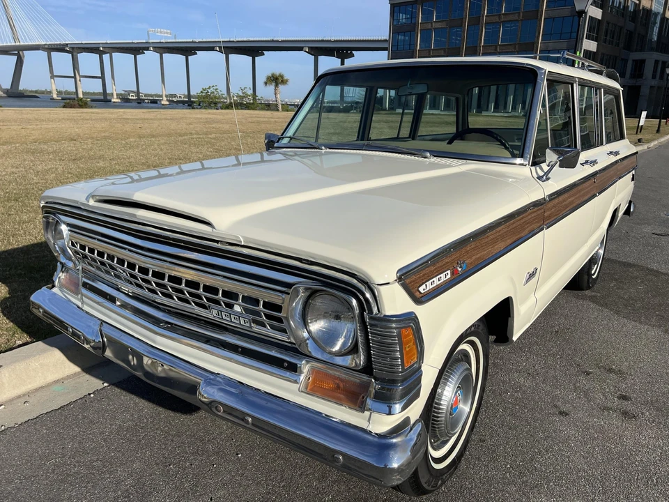 1973 Jeep SJ Wagoneer - Image 10 of 31