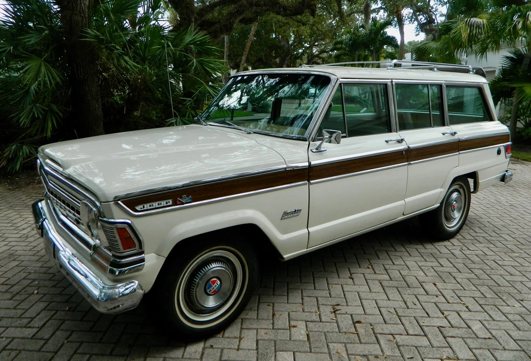 1973 Jeep SJ Wagoneer - Image 8 of 31