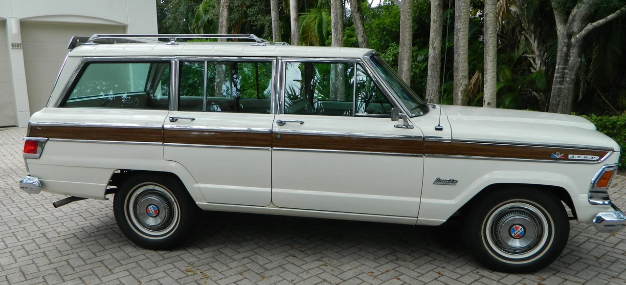 1973 Jeep SJ Wagoneer - Image 15 of 31