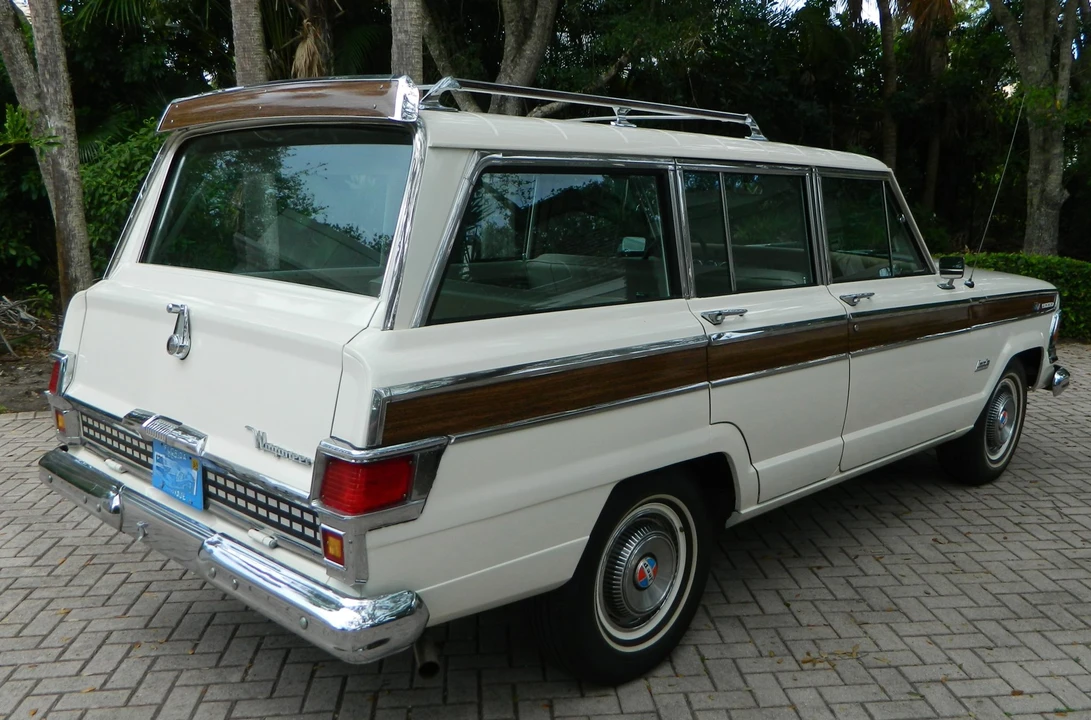 1973 Jeep SJ Wagoneer - Image 14 of 31