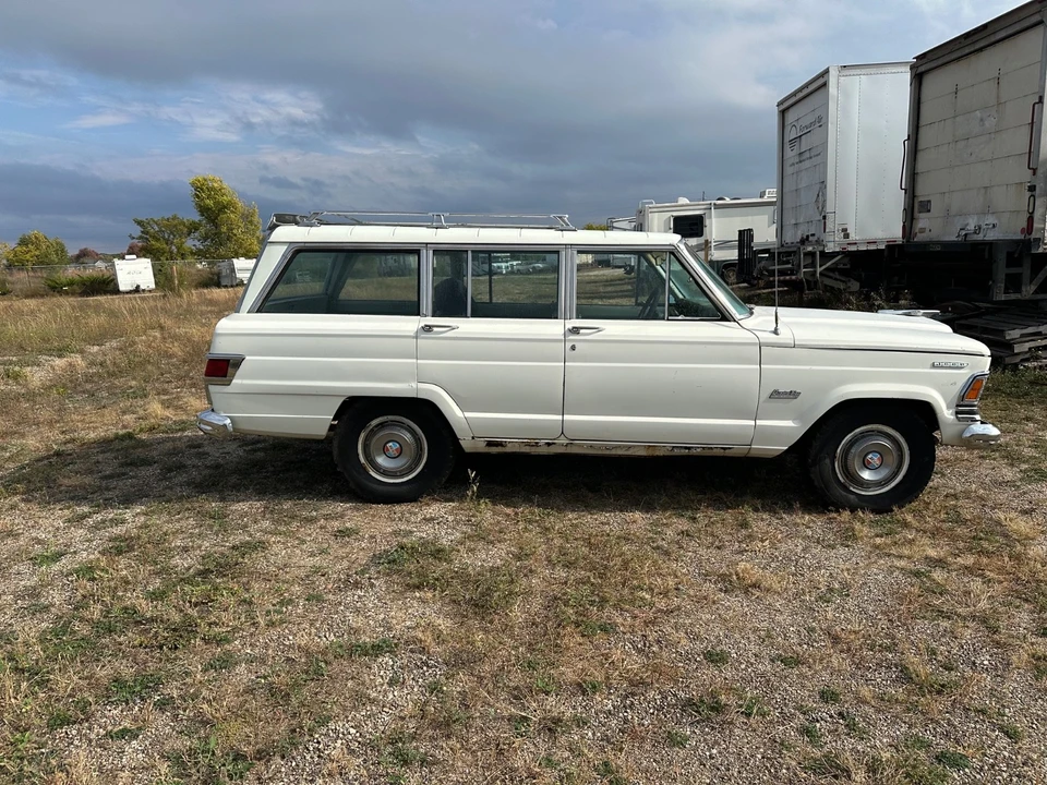 1973 Jeep SJ Wagoneer - Image 2 of 9