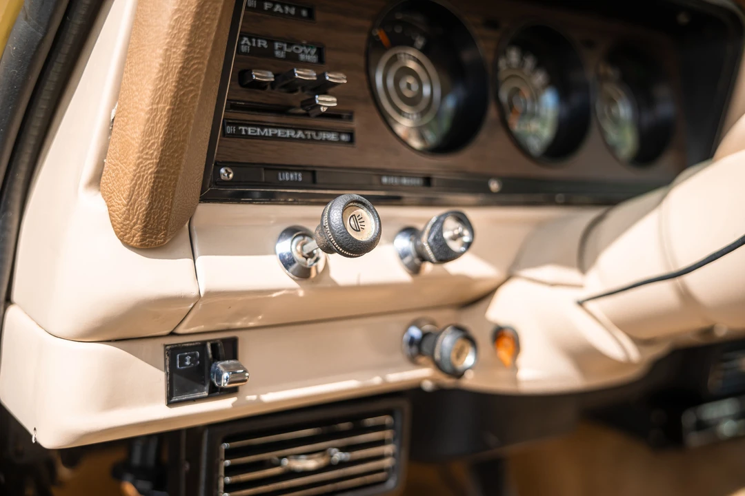 1973 Jeep SJ Wagoneer - Image 14 of 31