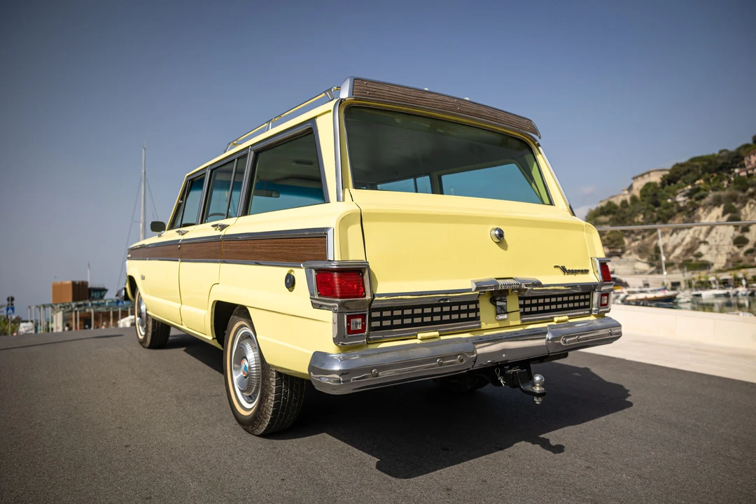 1973 Jeep SJ Wagoneer - Image 5 of 31