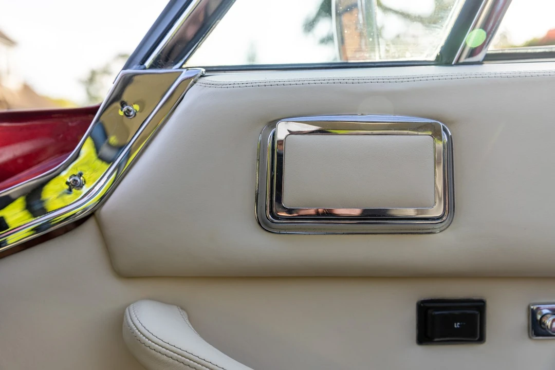 1973 Jensen Interceptor - Image 25 of 30