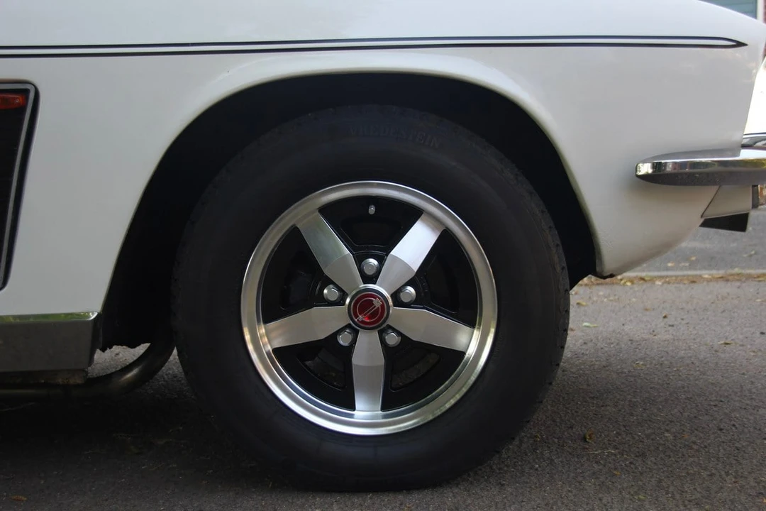 1973 Jensen Interceptor - Image 26 of 30