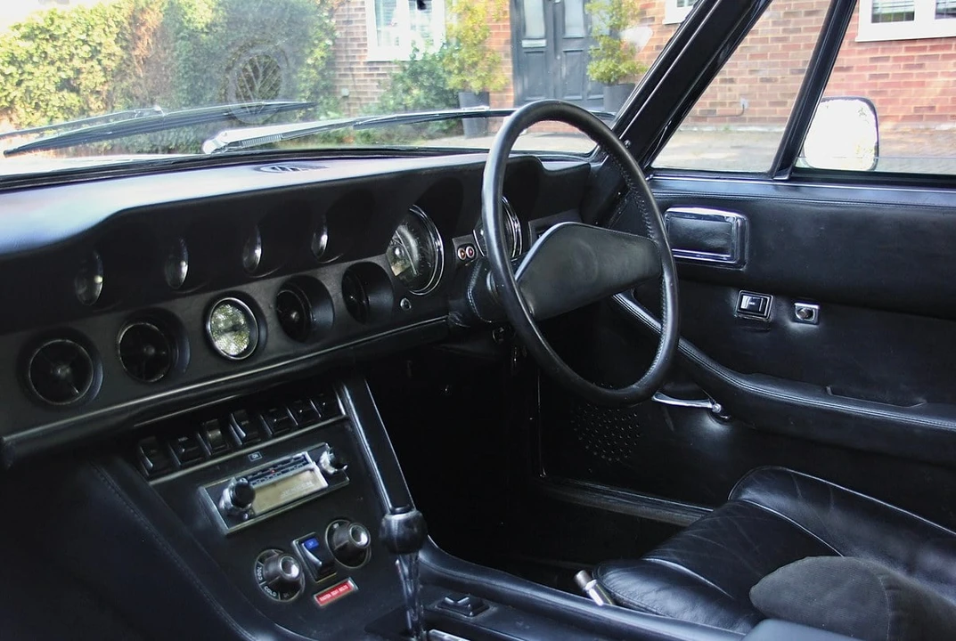 1973 Jensen Interceptor - Image 29 of 30