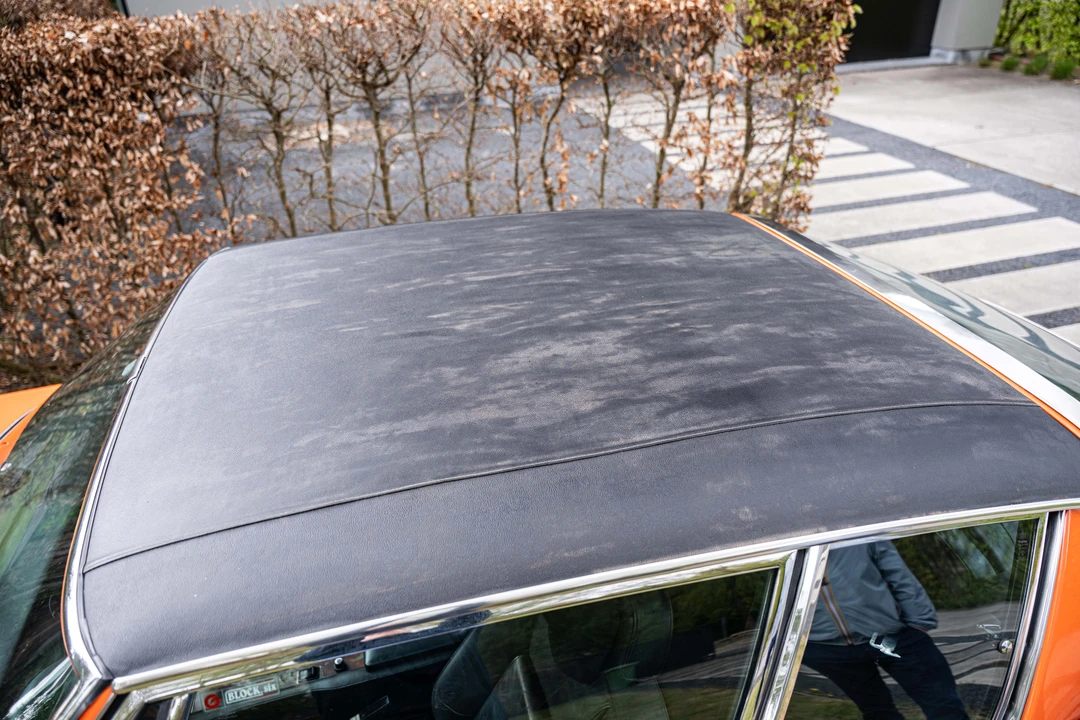 1973 Jensen Interceptor - Image 17 of 31