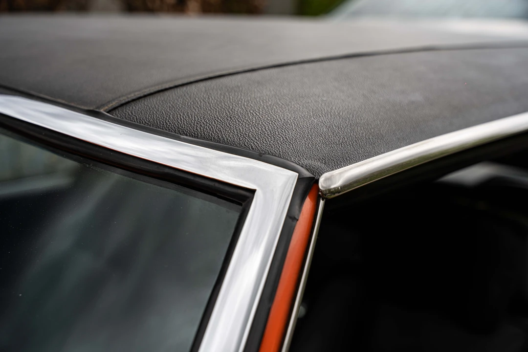 1973 Jensen Interceptor - Image 26 of 31
