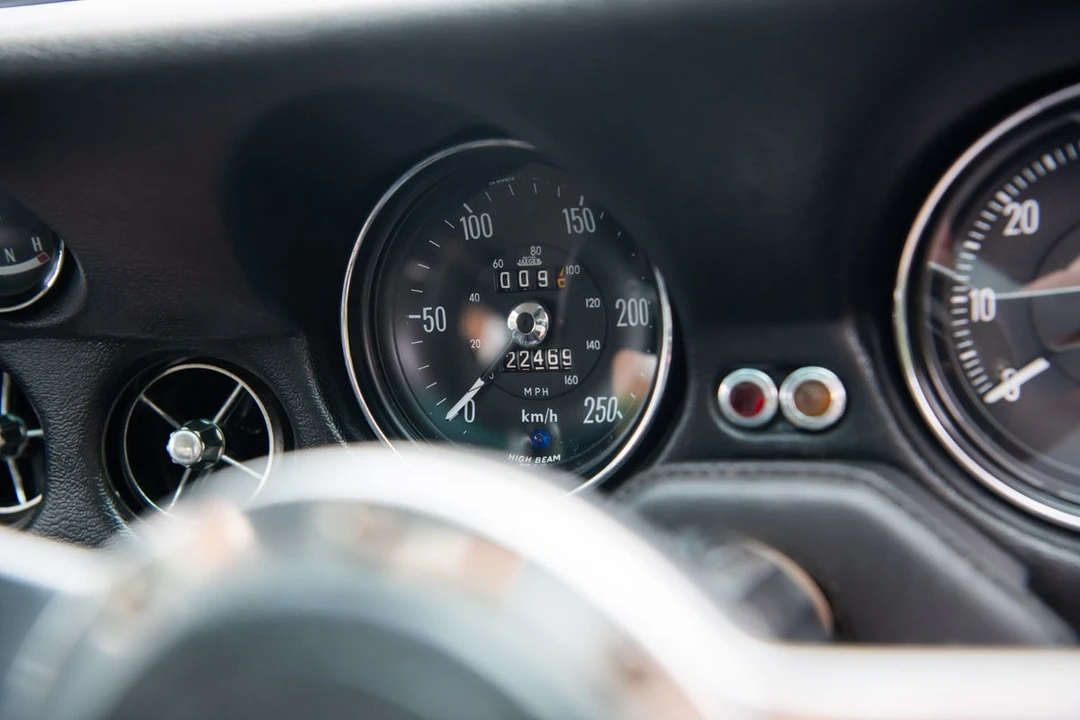 1973 Jensen Interceptor - Image 8 of 30