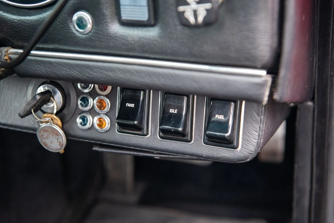 1973 Jensen Interceptor - Image 20 of 30