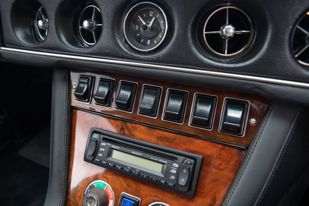 1973 Jensen Interceptor - Image 30 of 30