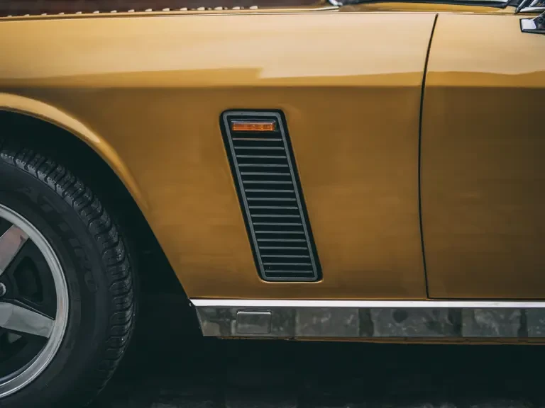 1973 Jensen Interceptor - Image 17 of 31