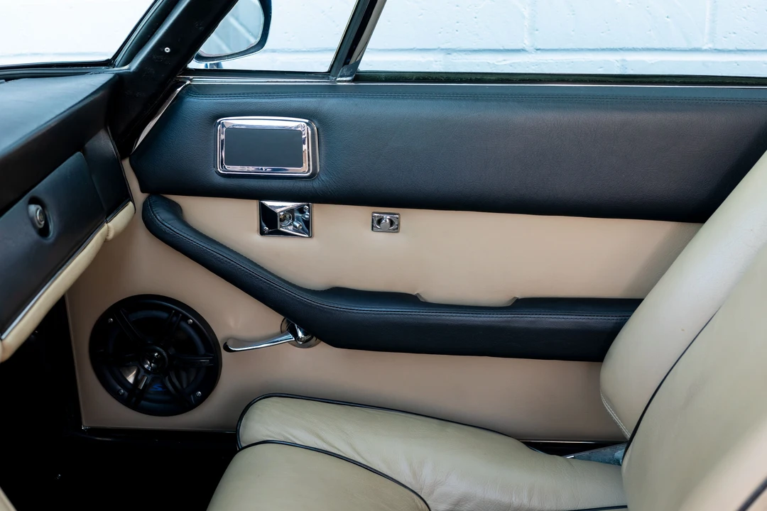 1973 Jensen Interceptor - Image 19 of 31