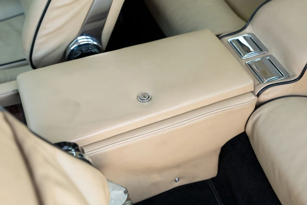 1973 Jensen Interceptor - Image 17 of 31