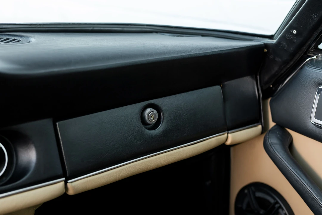 1973 Jensen Interceptor - Image 30 of 31