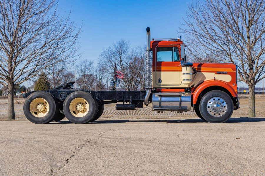 1973 Kenworth W900 - Image 29 of 31