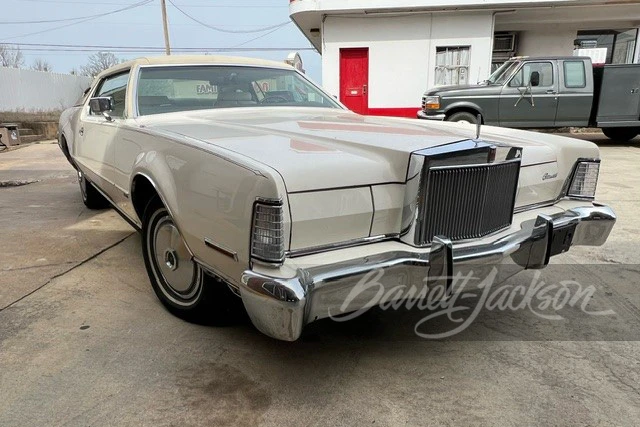 1973 Lincoln Continental Mark IV - Image 9 of 18