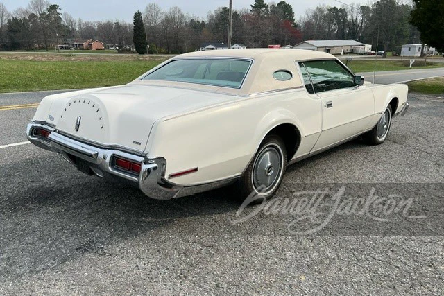 1973 Lincoln Continental Mark IV - Image 17 of 18