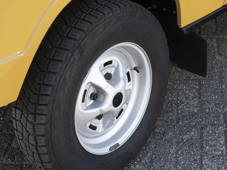 1973 Land Rover Range Rover Classic - Image 28 of 31
