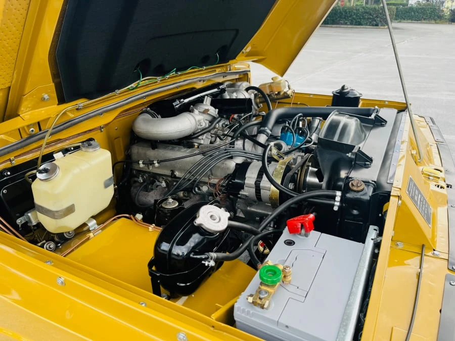 1973 Land Rover Range Rover Classic - Image 25 of 31